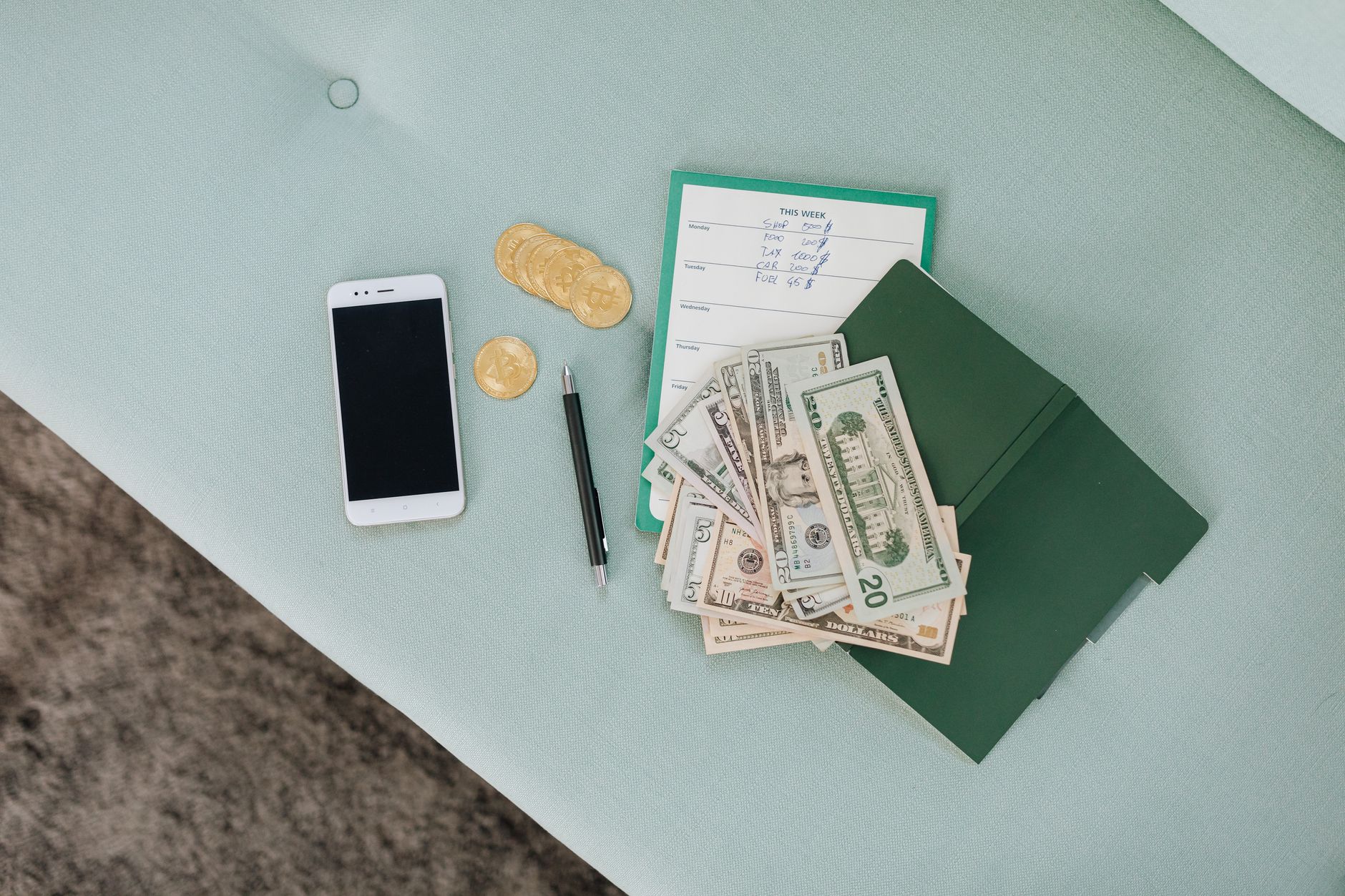 Your First Apartment Budget: A Complete Guide to Costs